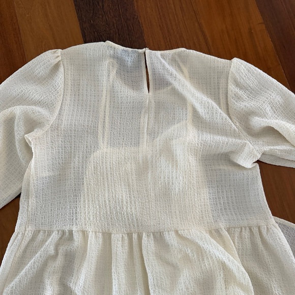 H&M Cream Textured Tiered Long Sleeve Dress - Picture 4 of 4